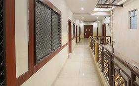 Hotel O Aloka